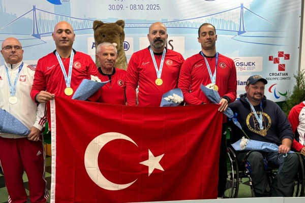 Para Atıcılık Avrupa Şampiyonasında 3. Altın Madalyanın Sahipleri: MUHARREM KORHAN YAMAÇ, MURAT OĞUZ, ÇAĞRI YILMAZ