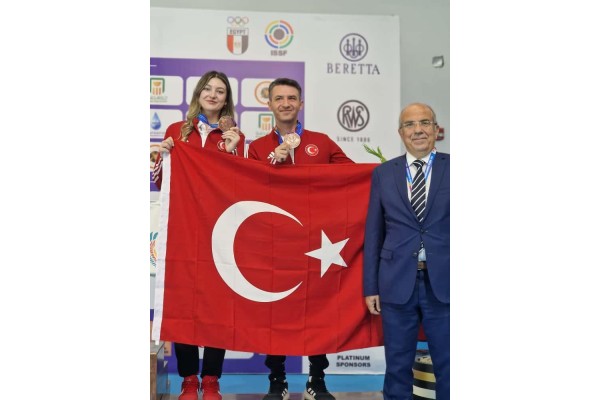 Dünya Şampiyonasında Tarihi Bronz Madalyanın Sahipleri Belli Oldu: Mert NALBANT ve Damla KÖSE!