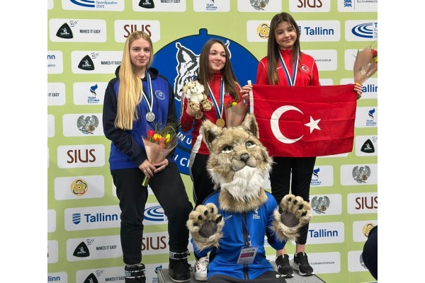 Avrupa Şampiyonasında Bronz Madalya Rana Gözübüyük’ün!